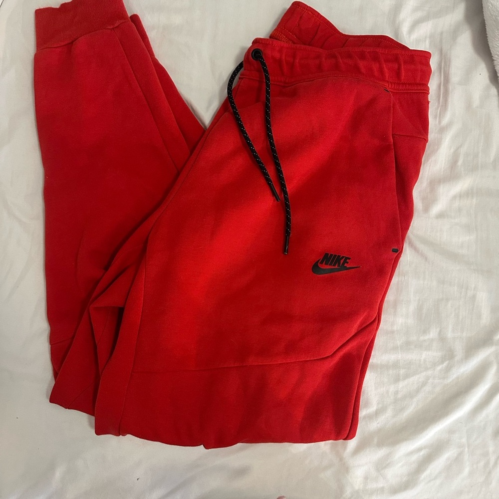Men’s nike tech pants